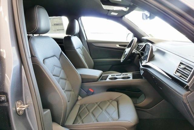 new 2025 Volkswagen Atlas Cross Sport car, priced at $39,923