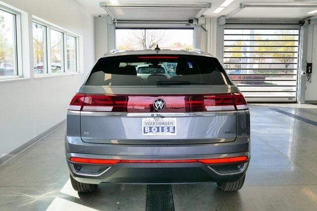 new 2025 Volkswagen Atlas Cross Sport car, priced at $39,923