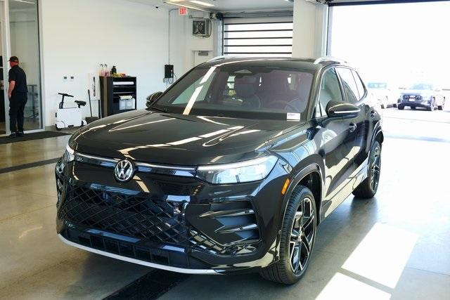 new 2025 Volkswagen Tiguan car, priced at $41,991