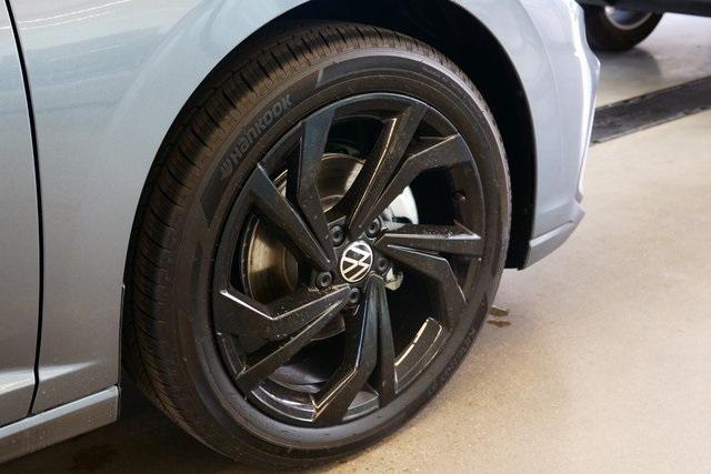 new 2025 Volkswagen Jetta car, priced at $27,143