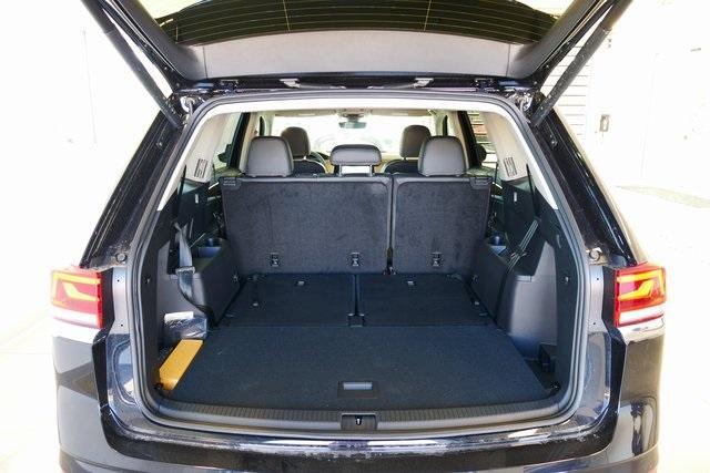 new 2025 Volkswagen Atlas car, priced at $44,834