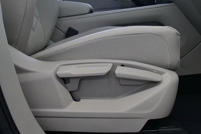 new 2026 Volkswagen Atlas car, priced at $50,006