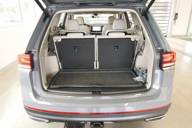 new 2026 Volkswagen Atlas car, priced at $50,006