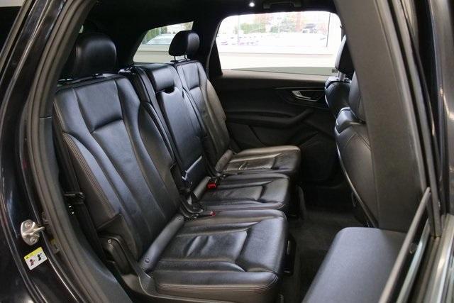 used 2019 Audi Q7 car, priced at $20,999