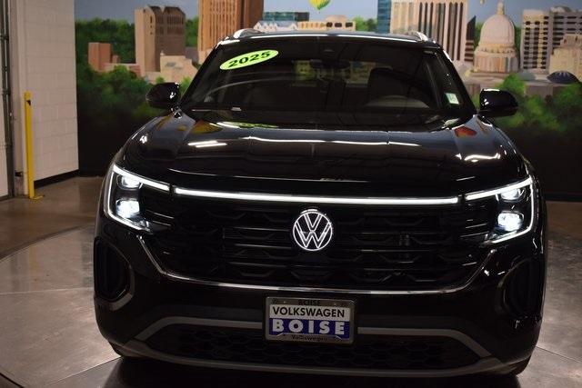 new 2025 Volkswagen Atlas Cross Sport car, priced at $47,221