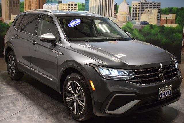 new 2024 Volkswagen Tiguan car, priced at $30,881