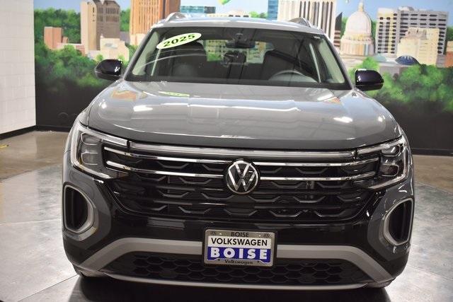 new 2025 Volkswagen Atlas car, priced at $49,746