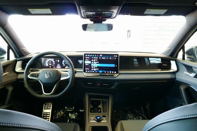new 2025 Volkswagen Tiguan car, priced at $39,636