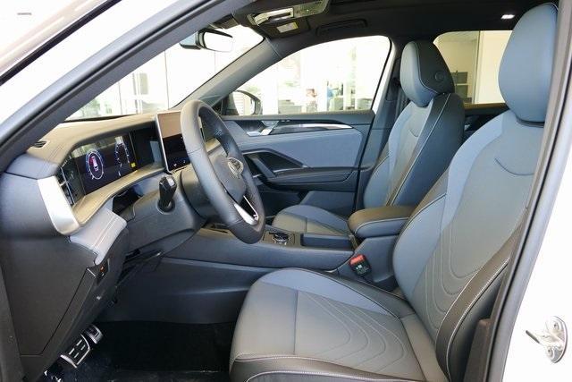 new 2025 Volkswagen Tiguan car, priced at $39,636