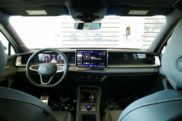 new 2025 Volkswagen Tiguan car, priced at $39,308