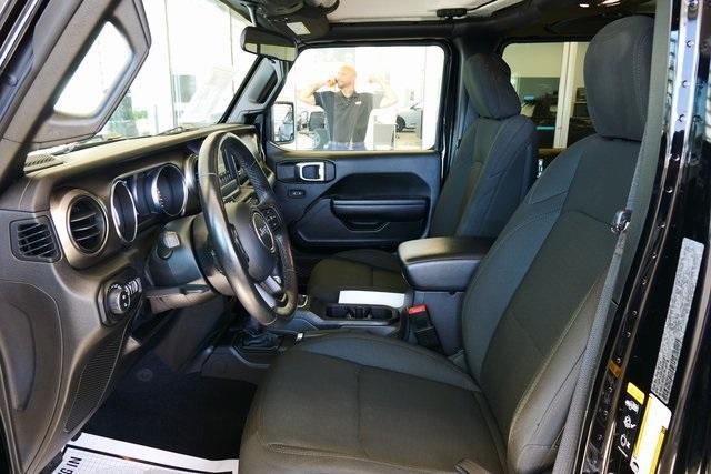 used 2021 Jeep Gladiator car, priced at $30,999