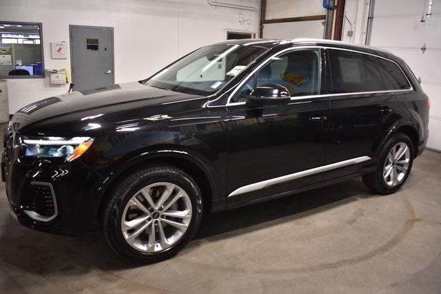 used 2025 Audi Q7 car, priced at $55,999