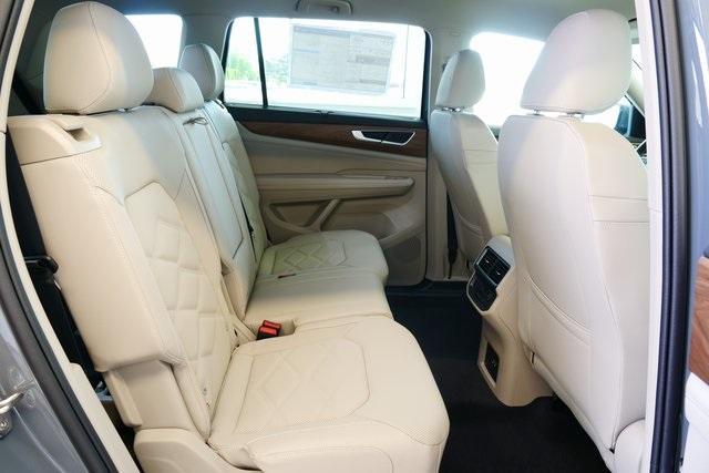 new 2025 Volkswagen Atlas car, priced at $46,492