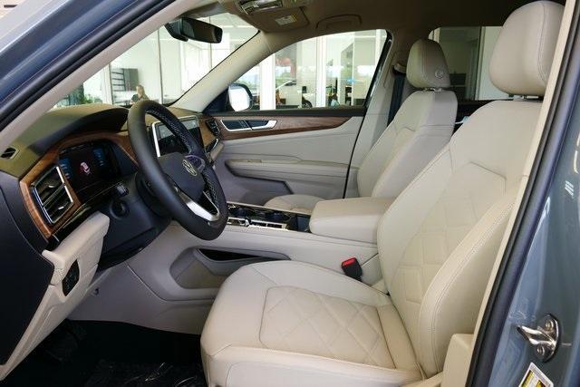 new 2025 Volkswagen Atlas car, priced at $46,492