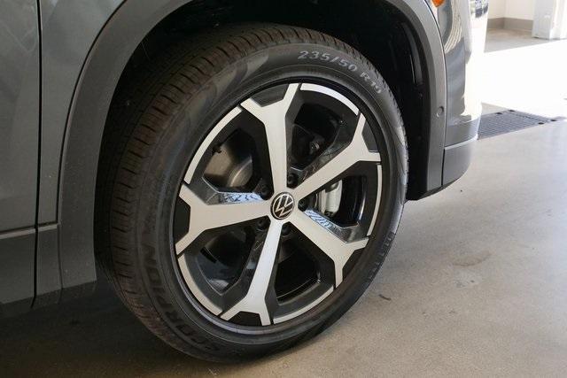 new 2025 Volkswagen Tiguan car, priced at $37,280