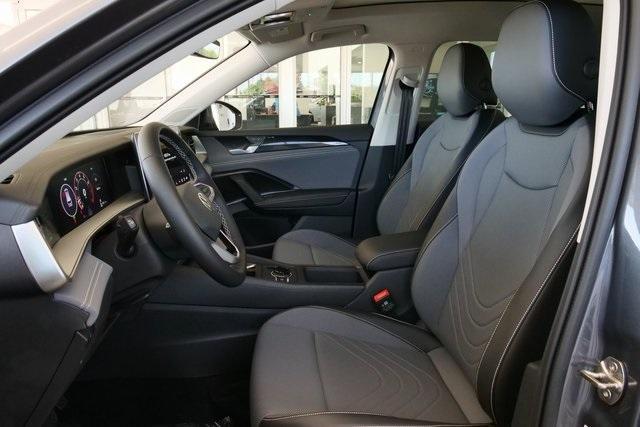 new 2025 Volkswagen Tiguan car, priced at $37,280