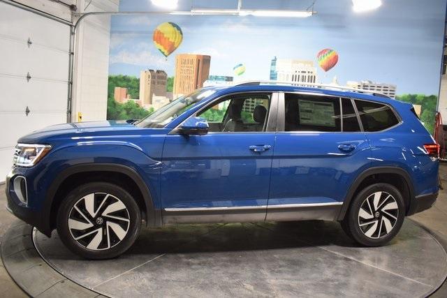 new 2025 Volkswagen Atlas car, priced at $51,128