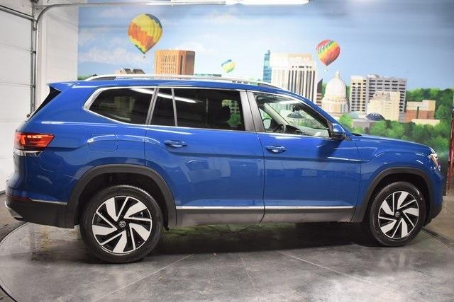 new 2025 Volkswagen Atlas car, priced at $51,128