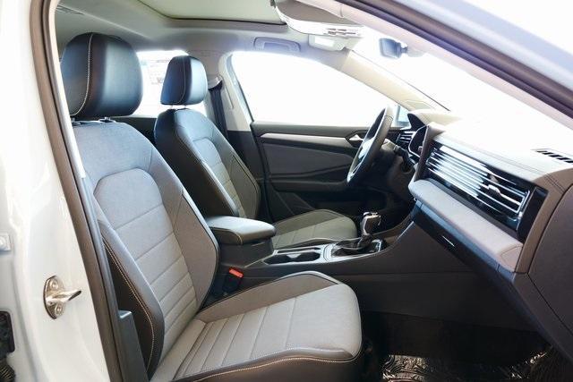 new 2025 Volkswagen Jetta car, priced at $27,154