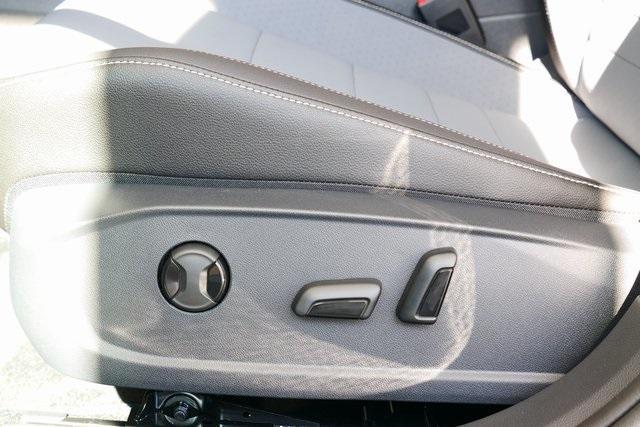 new 2025 Volkswagen Jetta car, priced at $27,154