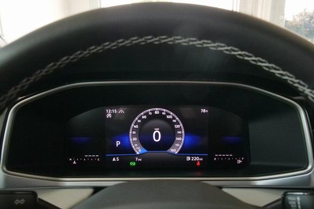 new 2025 Volkswagen Taos car, priced at $33,016