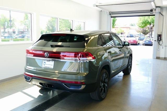 new 2025 Volkswagen Atlas Cross Sport car, priced at $45,301