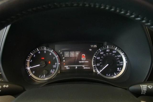 used 2023 Toyota Highlander car, priced at $31,467