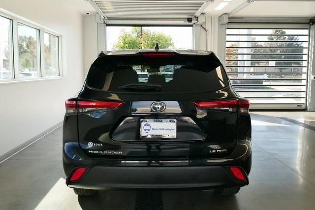 used 2023 Toyota Highlander car, priced at $31,467