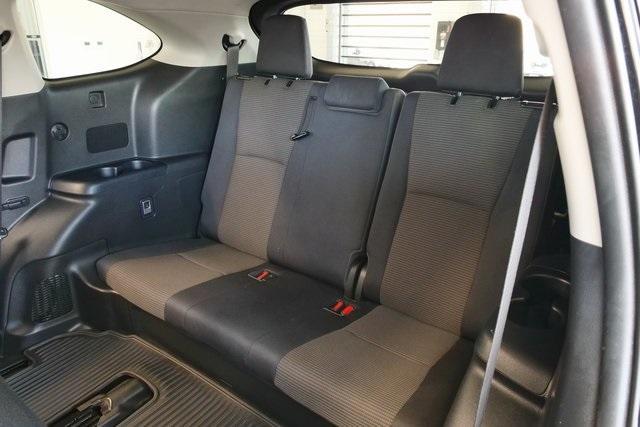 used 2023 Toyota Highlander car, priced at $31,467