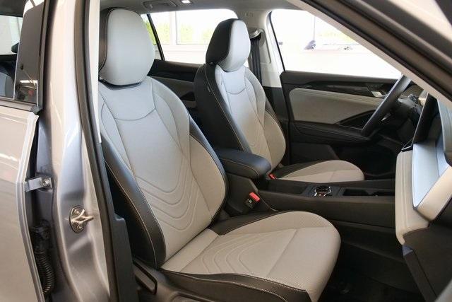 new 2025 Volkswagen Tiguan car, priced at $35,225