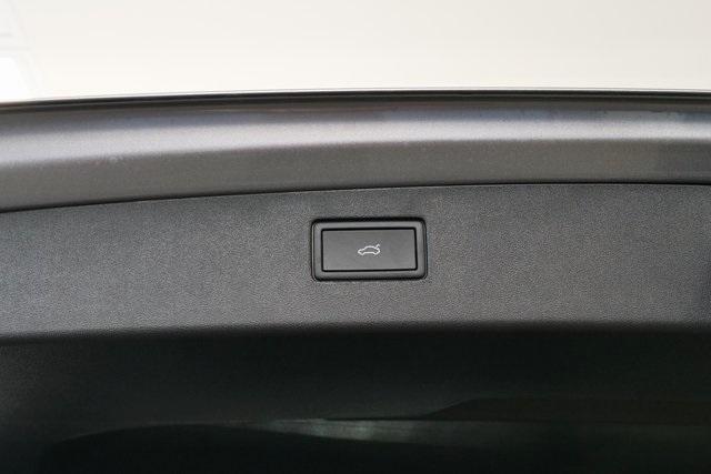 new 2025 Volkswagen Tiguan car, priced at $35,225