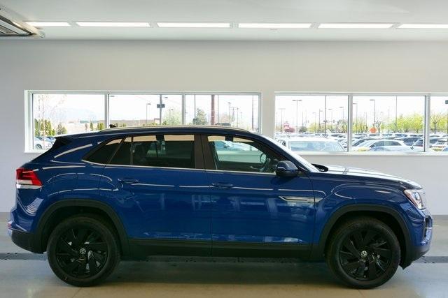 new 2025 Volkswagen Atlas Cross Sport car, priced at $44,269