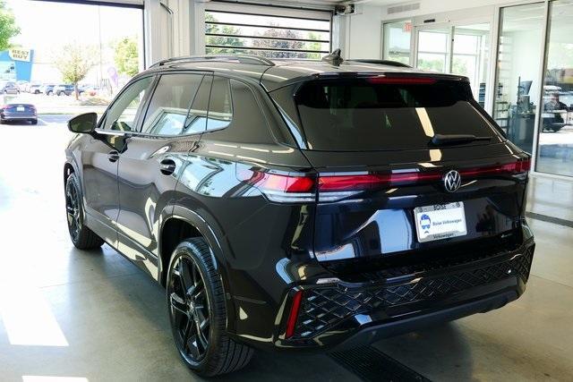 new 2025 Volkswagen Tiguan car, priced at $37,662