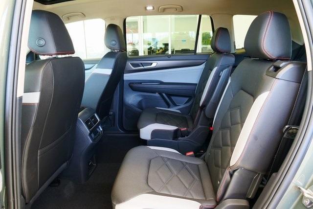 new 2025 Volkswagen Atlas car, priced at $49,244