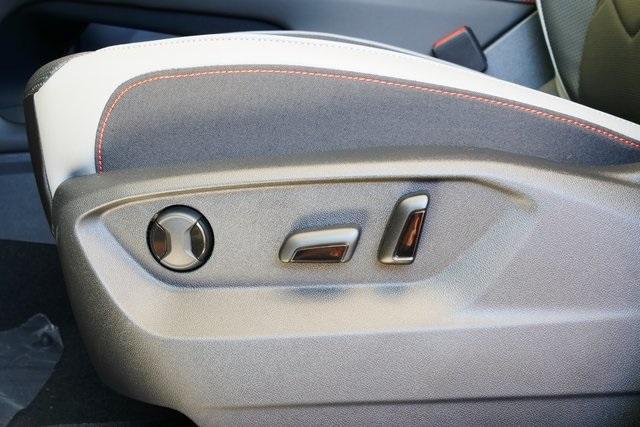 new 2025 Volkswagen Atlas car, priced at $49,244