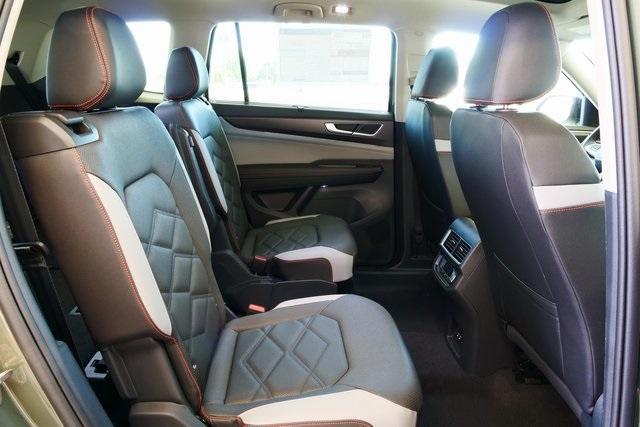 new 2025 Volkswagen Atlas car, priced at $49,244