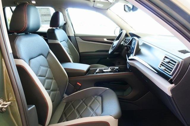 new 2025 Volkswagen Atlas car, priced at $49,244