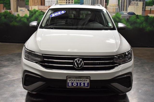 new 2024 Volkswagen Tiguan car, priced at $31,913