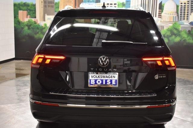 new 2024 Volkswagen Tiguan car, priced at $32,026