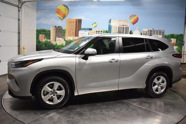 used 2023 Toyota Highlander car, priced at $35,494