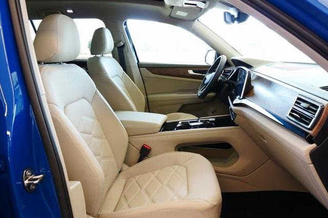 new 2025 Volkswagen Atlas car, priced at $46,173