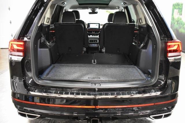 new 2025 Volkswagen Atlas car, priced at $56,709