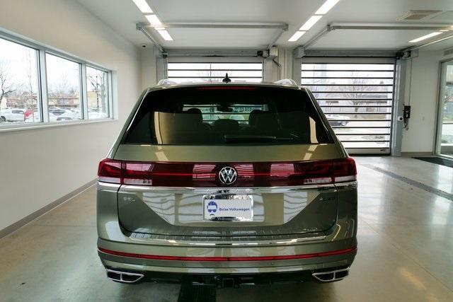 new 2025 Volkswagen Atlas car, priced at $54,155