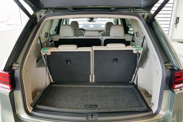 new 2025 Volkswagen Atlas car, priced at $54,155