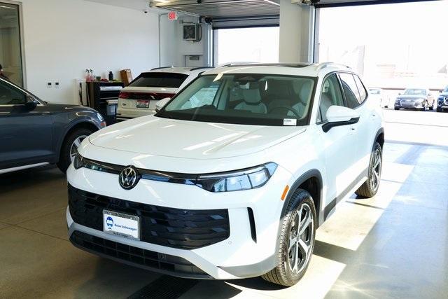 new 2025 Volkswagen Tiguan car, priced at $36,826
