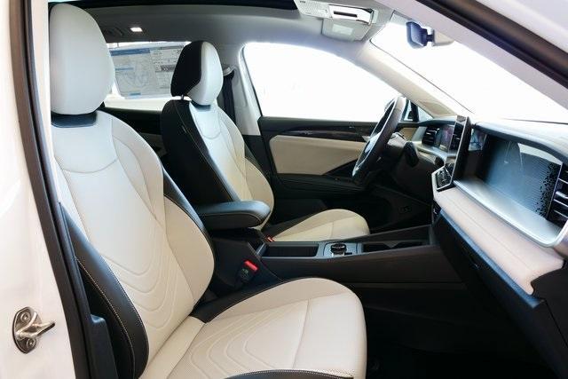 new 2025 Volkswagen Tiguan car, priced at $36,826