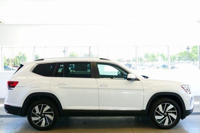new 2025 Volkswagen Atlas car, priced at $51,984