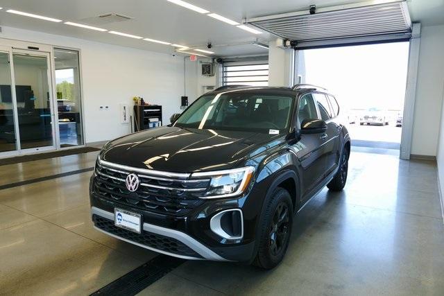 new 2025 Volkswagen Atlas car, priced at $47,323