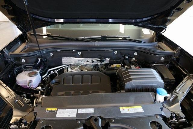 new 2025 Volkswagen Atlas car, priced at $47,323