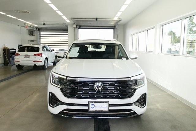 used 2025 Volkswagen Atlas car, priced at $42,911